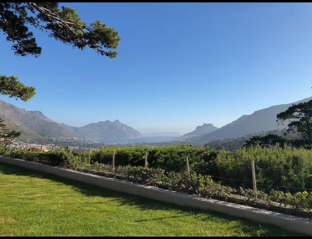 6 BEDROOM HOUSE TO LET IN RUYTEPLAATS